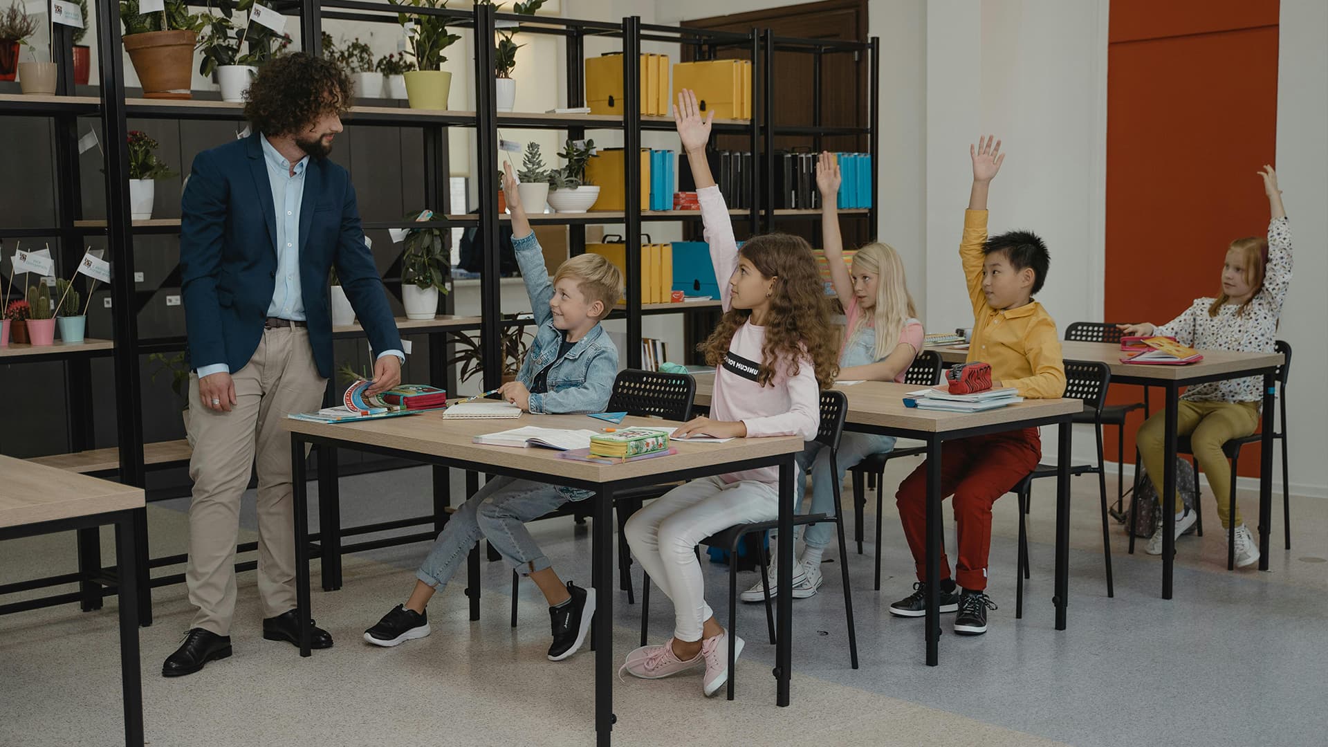 Çocuklar İçin İngilizce Eğitimi: A'dan Z'ye Rehber